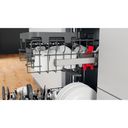 Whirlpool Klasse E Til indbygning 47dB(A) Sølv – billede 8